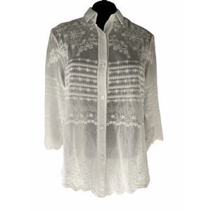 Solitaire white embroidered blouse NWT sz M